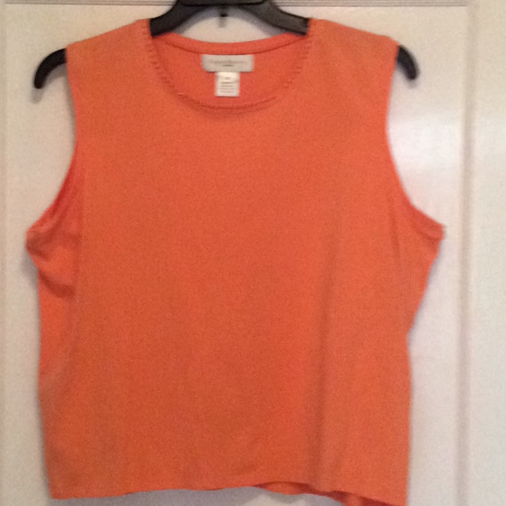 Top, sleeveless